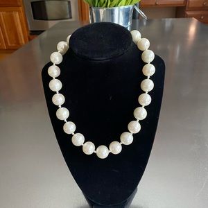 Chunky Pearl Necklace
